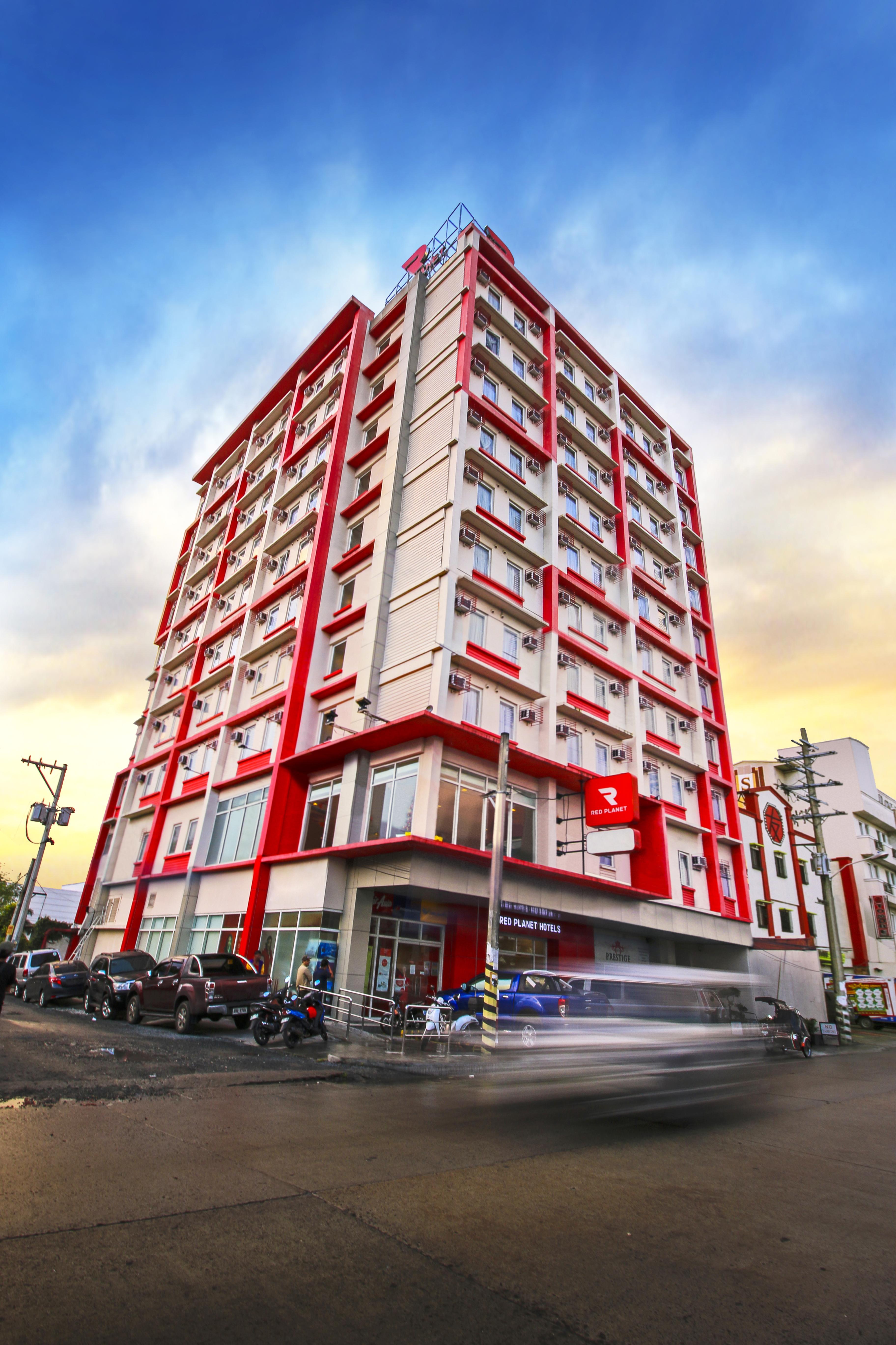 Red Planet Clark Angeles City Exterior foto