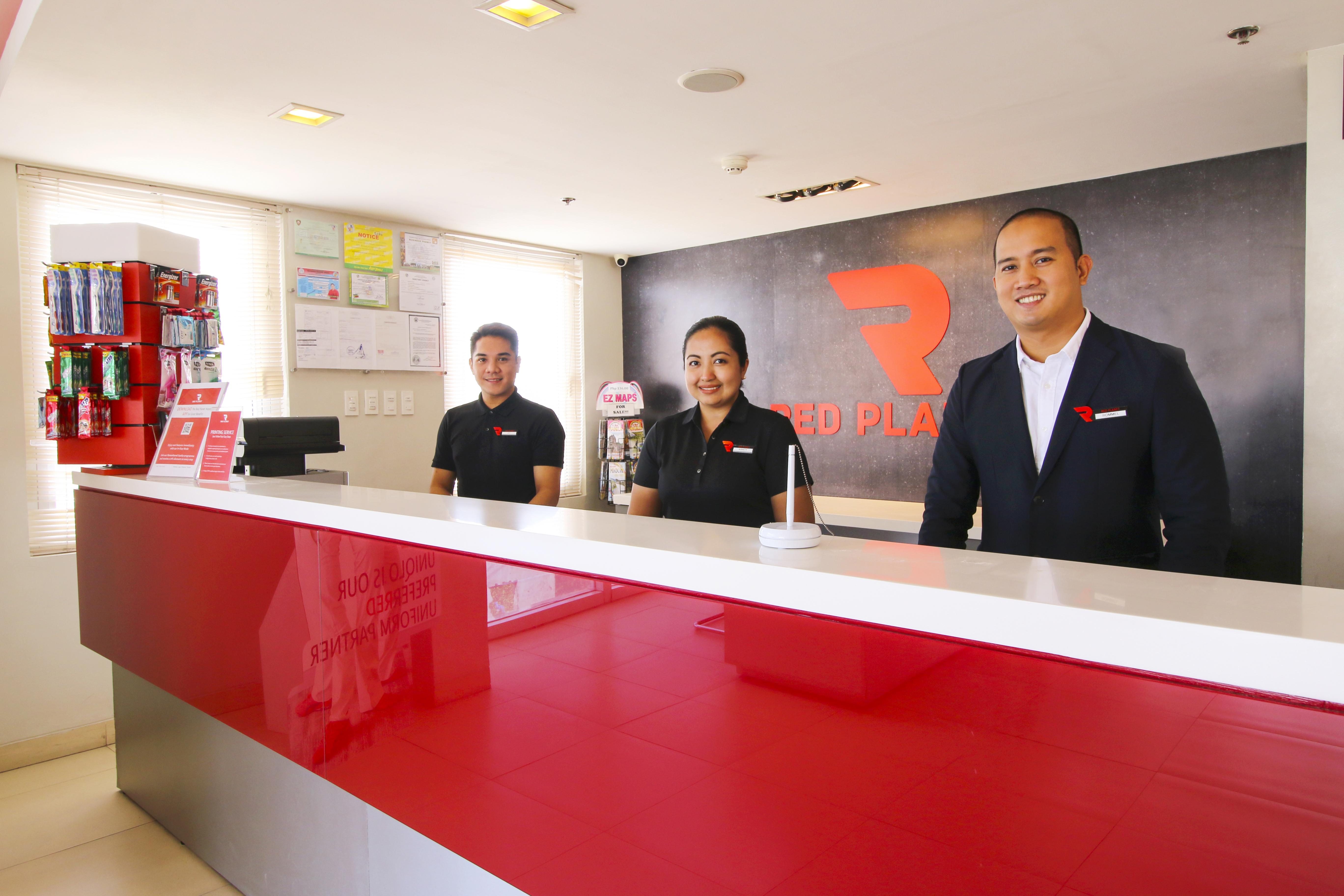 Red Planet Clark Angeles City Exterior foto