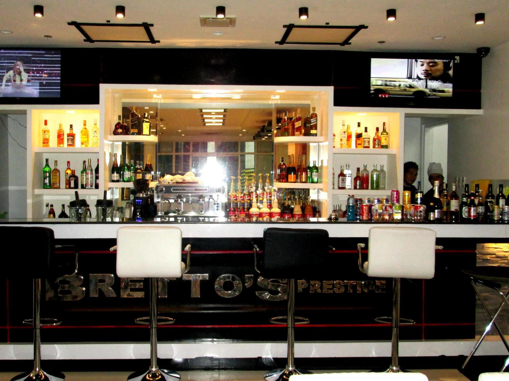 Red Planet Clark Angeles City Exterior foto