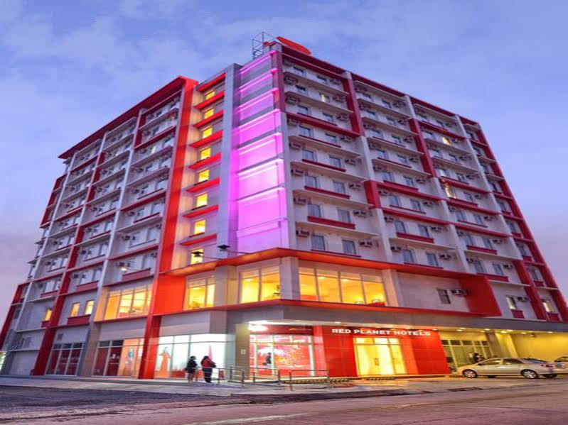 Red Planet Clark Angeles City Exterior foto